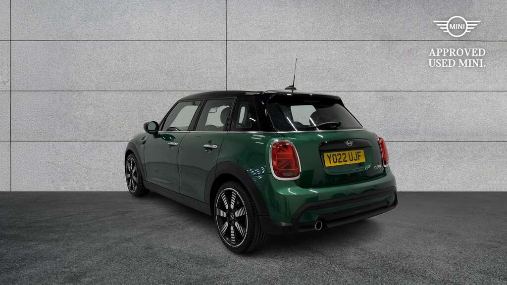 Mini Hatch 1.5 Cooper Exclusive 2022 YO22UJF Green #3