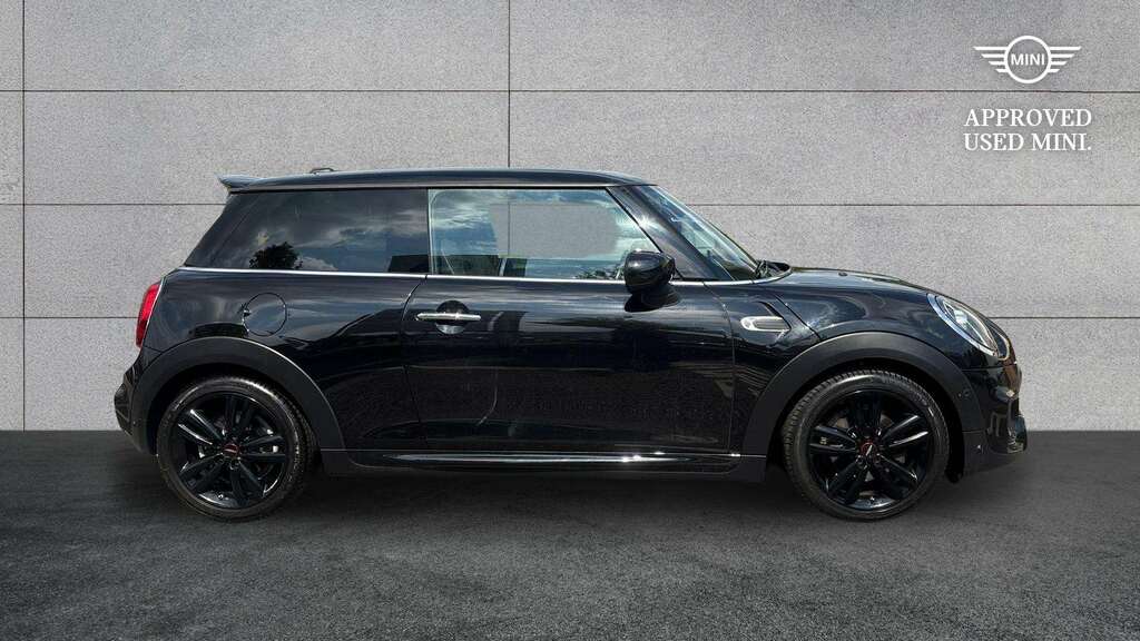 Mini Hatch 1.5 Cooper Sport II 2019 GK69ZNL Black