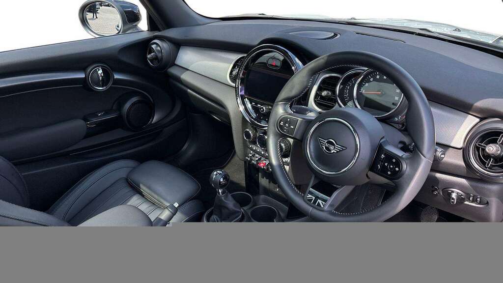 Mini Hatch 1.5 Cooper Exclusive 2022 KR22MYG Silver #6