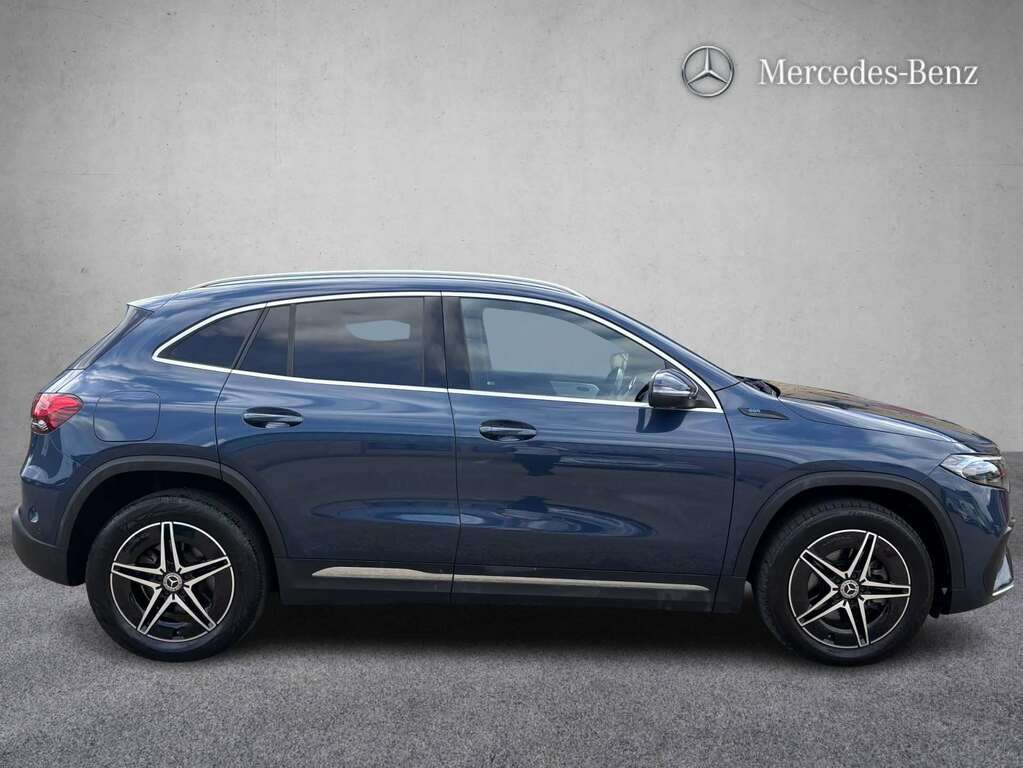 Mercedes-Benz EQA 250 140Kw Amg Line 66.5Kwh 2021 PL71MWV Blue #2