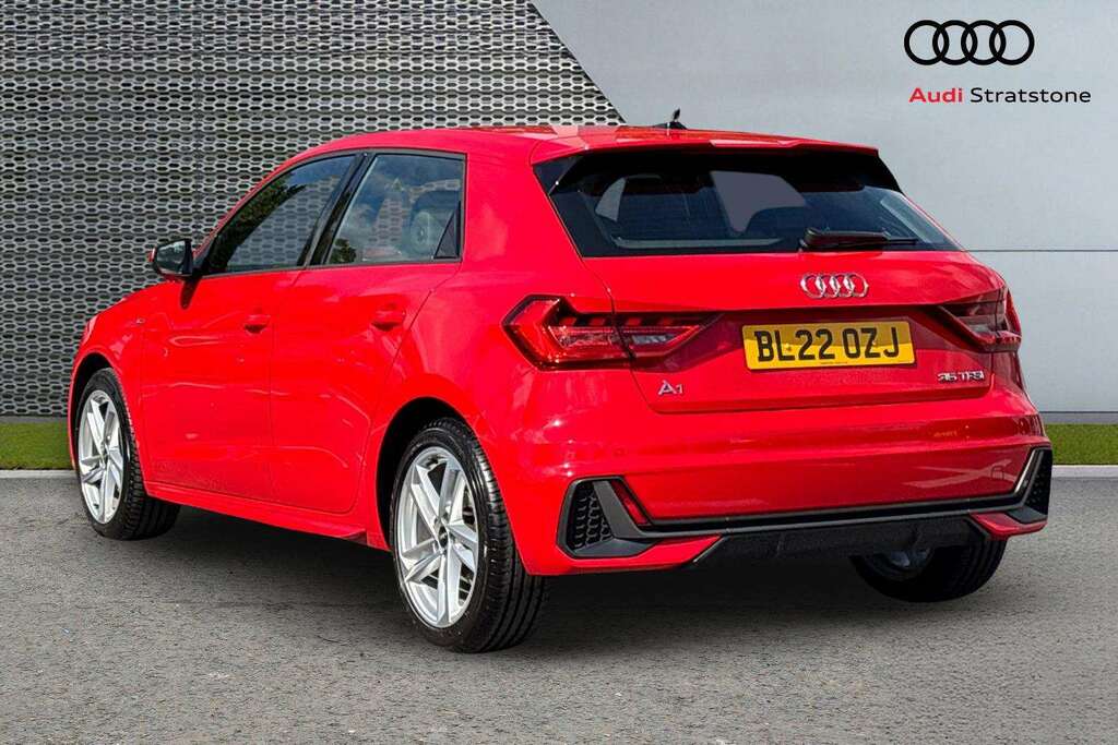 Audi A1 35 Tfsi S Line S Tronic 2022 BL22OZJ Red #3