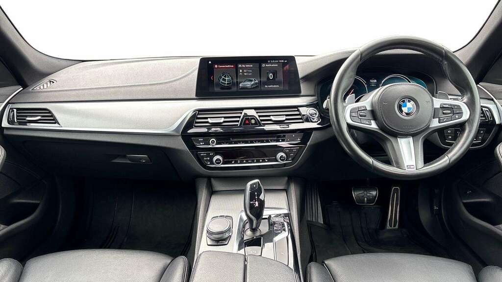 BMW 5 Series 520D M Sport 2019 SD19XXL White #5
