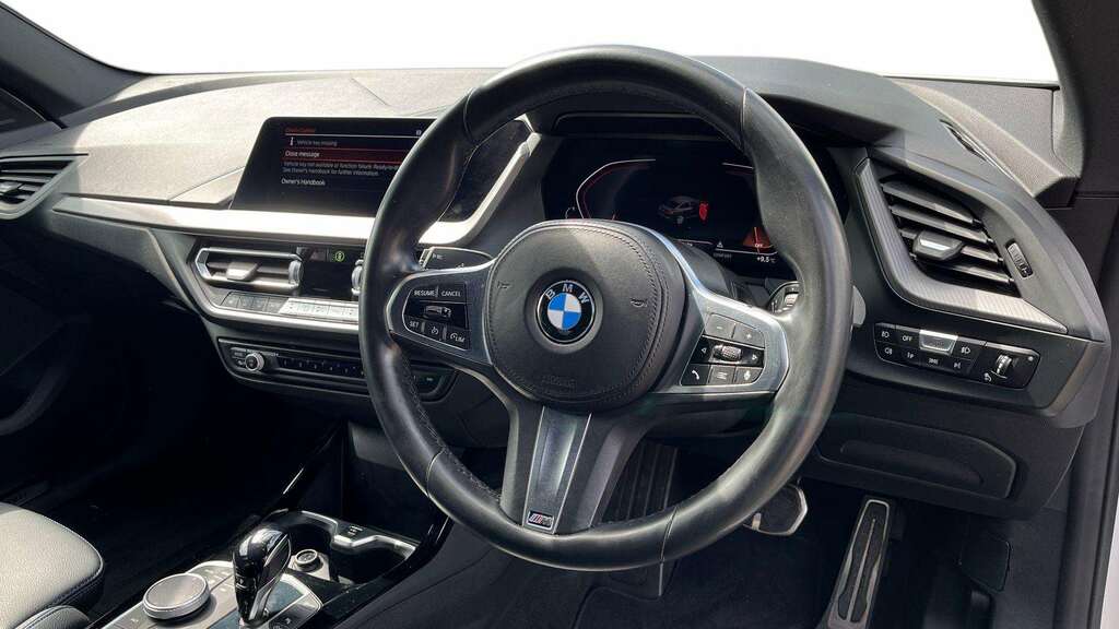 BMW 2 Series 218I 136 M Sport Dct 2021 GJ71LZG White #6