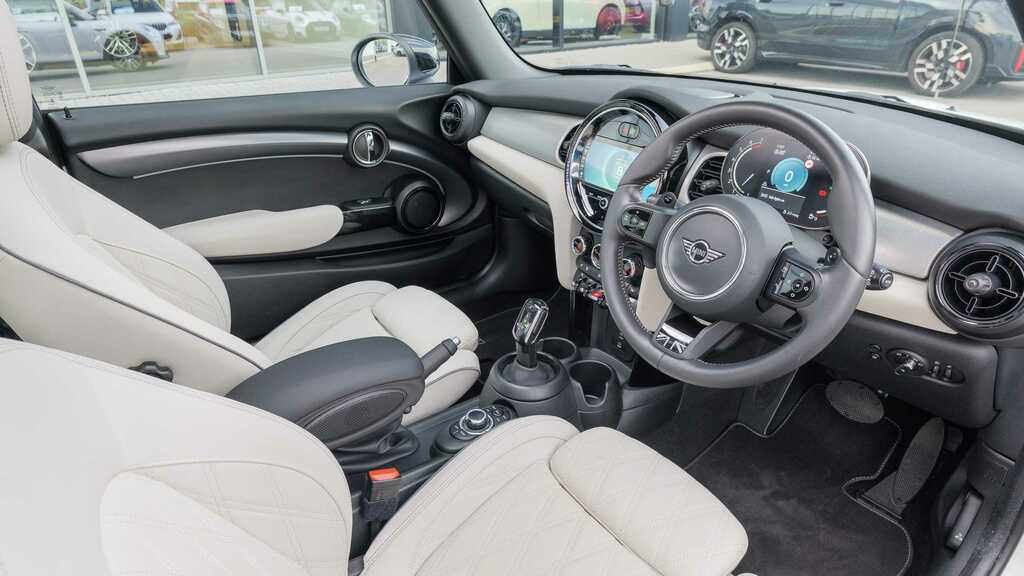 Mini Hatch 2.0 Cooper S Exclusive Premium Plus 2023 AJ23CZR White #6