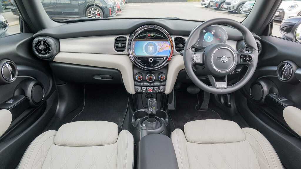 Mini Hatch 2.0 Cooper S Exclusive Premium Plus 2023 AJ23CZR White #4