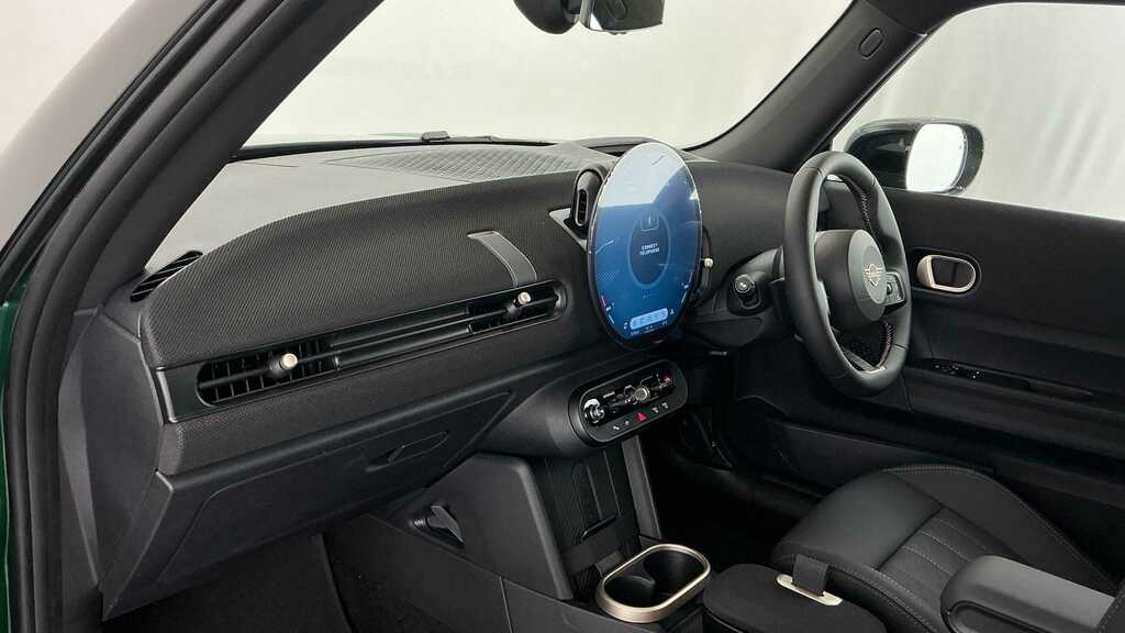 Mini Hatch 1.5 C Exclusive 2025 YS75ZXG Green #5