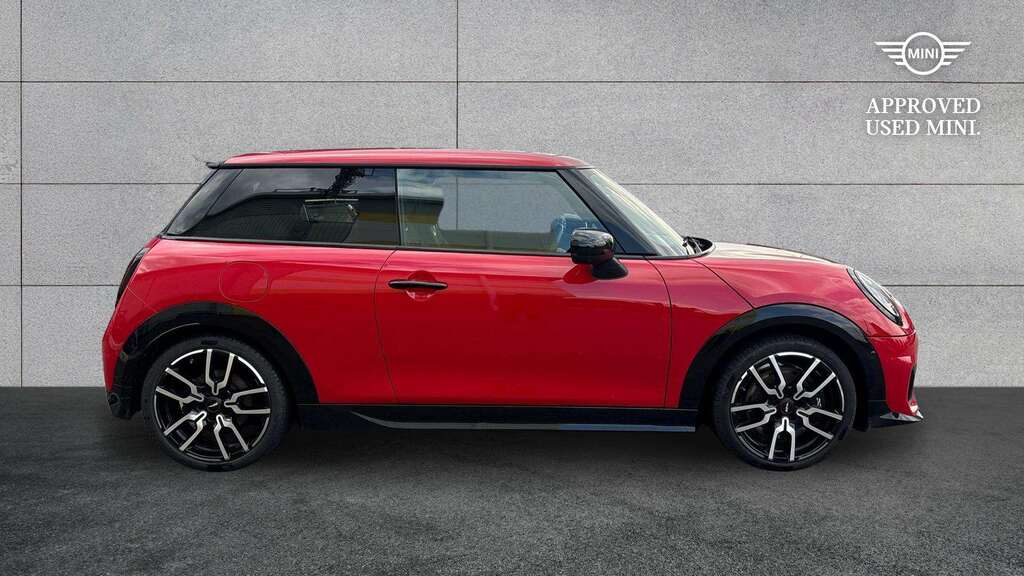 Mini Hatch 1.5 C Sport 2024 YE74AVC Red #3