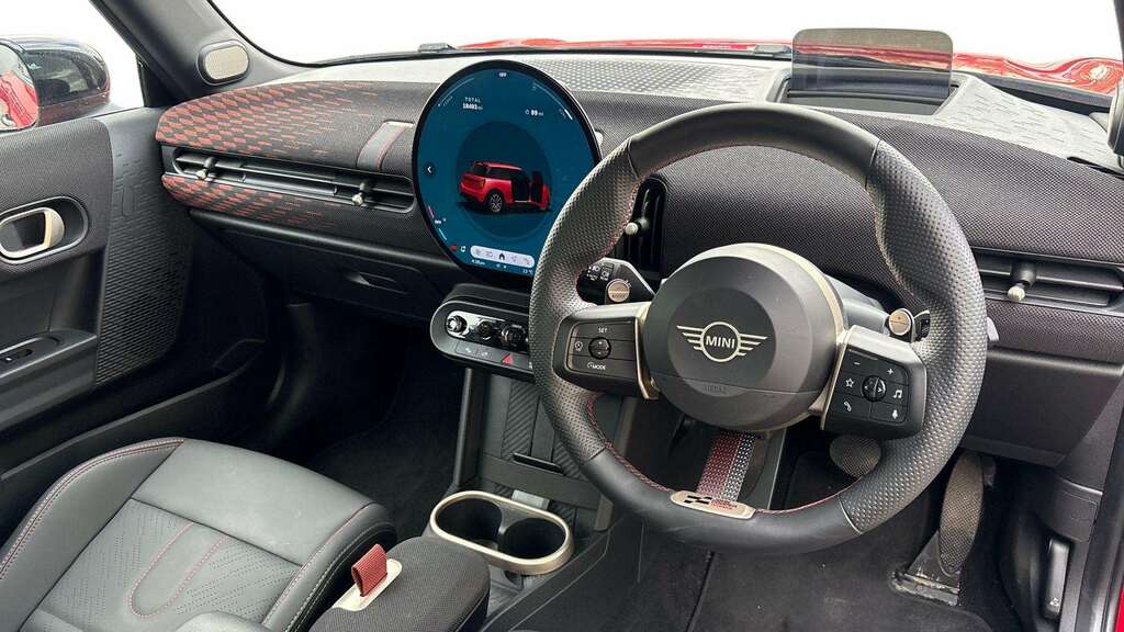 Mini Hatch 1.5 C Sport 2024 YE74AVC Red #5