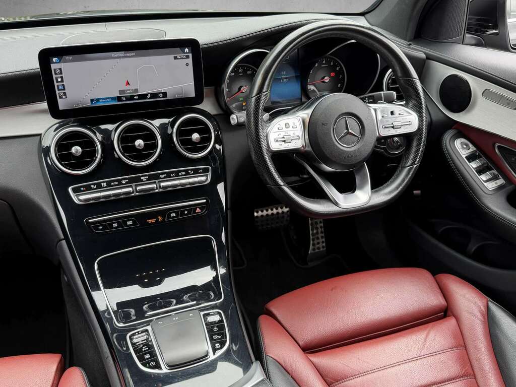 Mercedes-Benz GLC Class Glc 300 4Matic Amg Line 9G-tronic 2021 Black #3