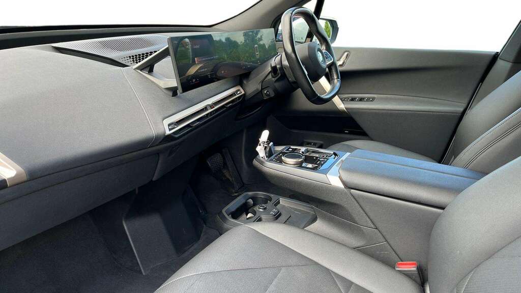 BMW iX 240Kw Xdrive40 M Sport Edition 76.6Kwh 20 YB72WBF White #5