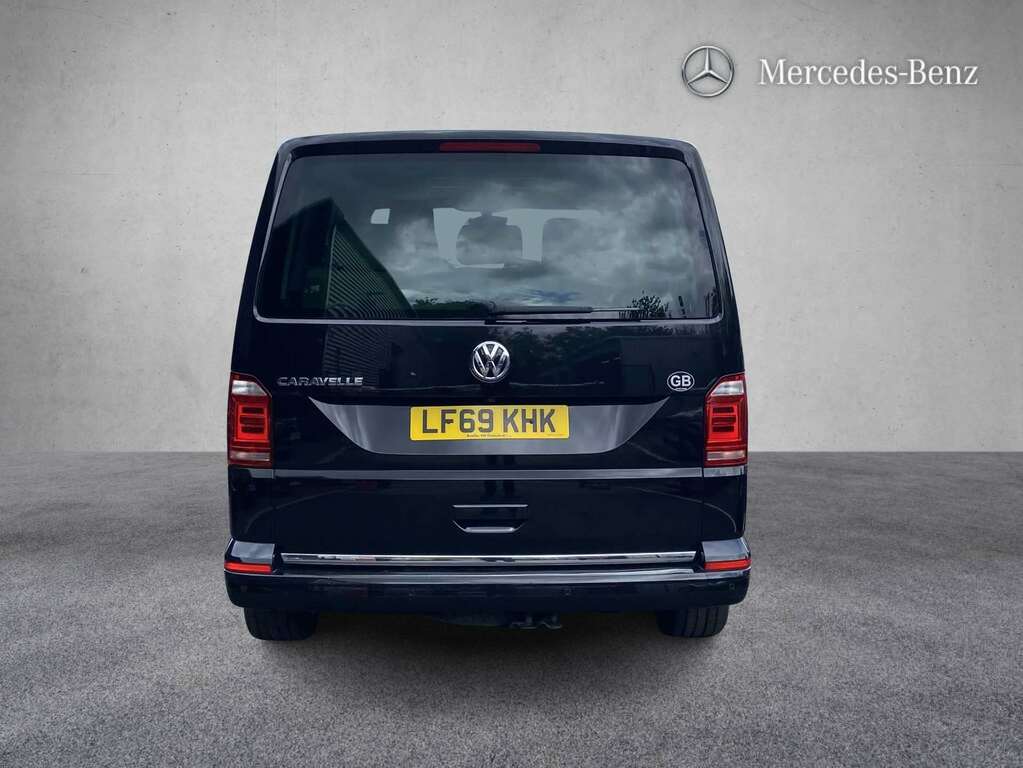Volkswagen Caravelle 2.0 Tdi Bluemotion Tech 199 Executive Dsg 2019 Black #6