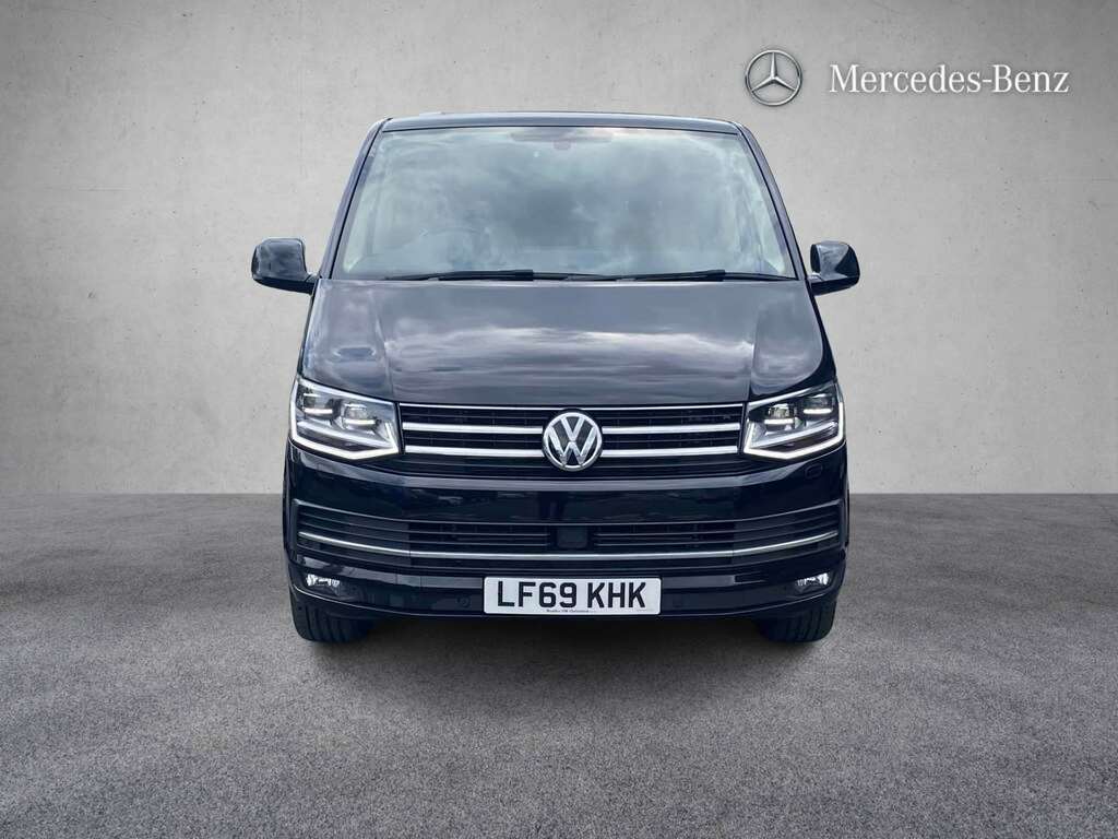 Volkswagen Caravelle 2.0 Tdi Bluemotion Tech 199 Executive Dsg 2019 Black #2