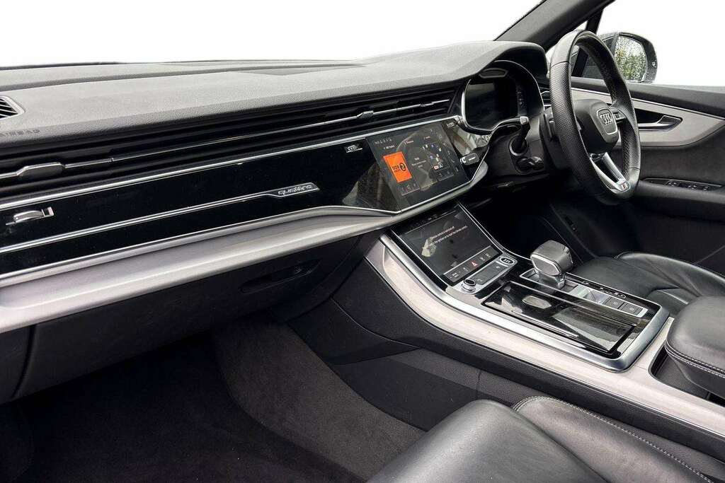 Audi Q7 50 Tdi Quattro S Line Tiptronic 2022 LR22VKS Black #2