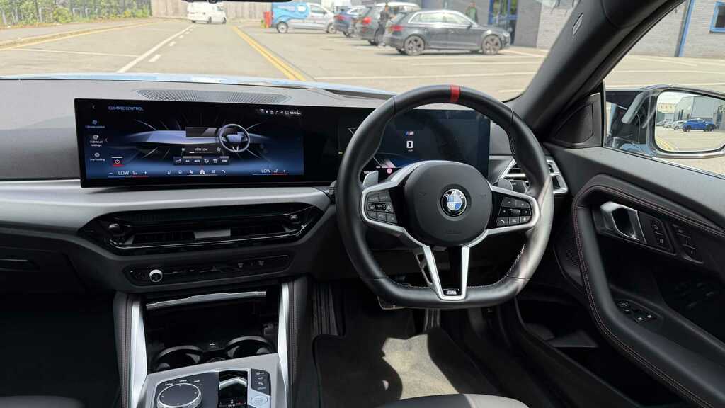BMW 2 Series M240i Xdrive Step 2025 FH74HWD Blue #3