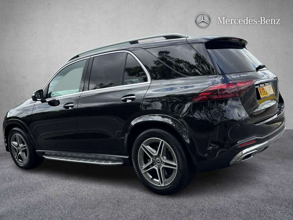 Mercedes-Benz GLE Class 450D 4Matic Amg Line 9G-tronic 7 Seat 2023 Black #2