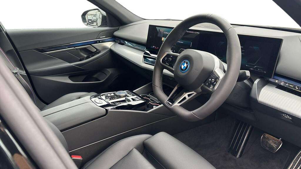 BMW 5 Series 530E M Sport Pro 2026 GD75XSP Black #6