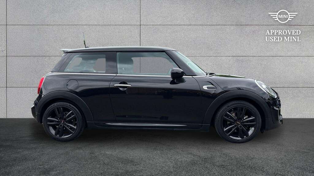 Mini Hatch 1.5 Cooper Sport II 2019 AW19AXZ Black #2