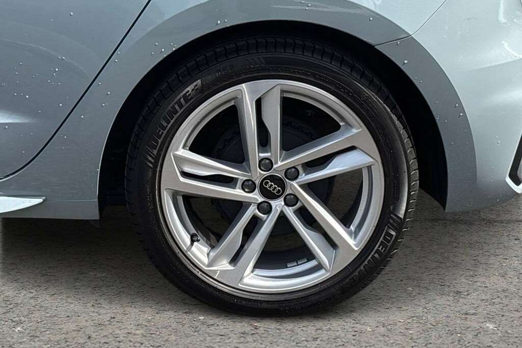Audi A1 25 Tfsi S Line 2023 MM23YWV Grey #5
