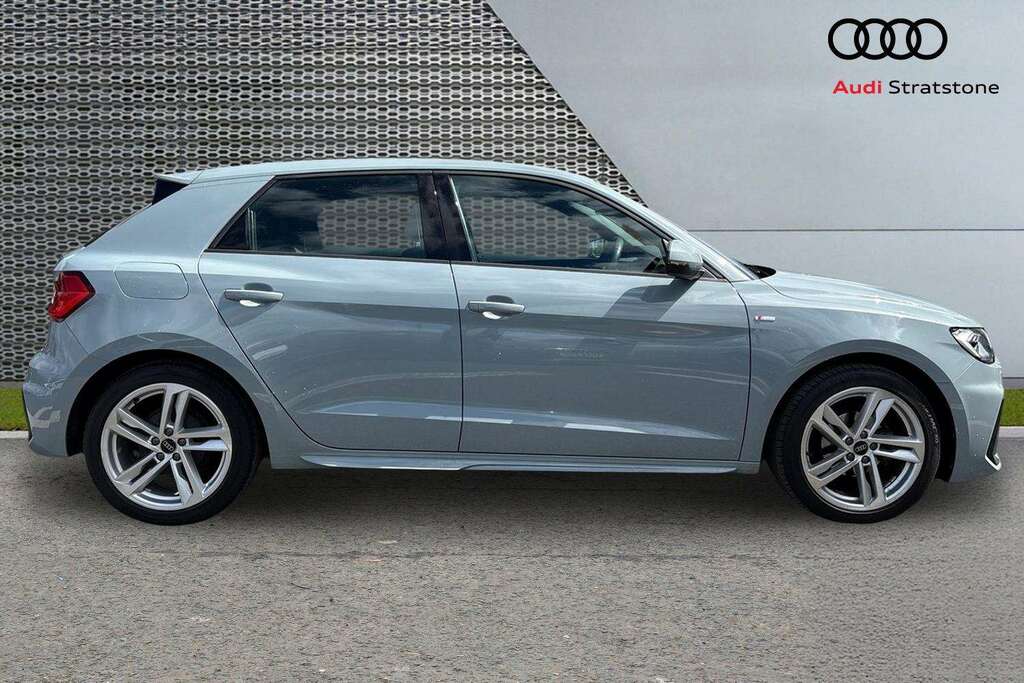 Audi A1 25 Tfsi S Line 2023 MM23YWV Grey #4