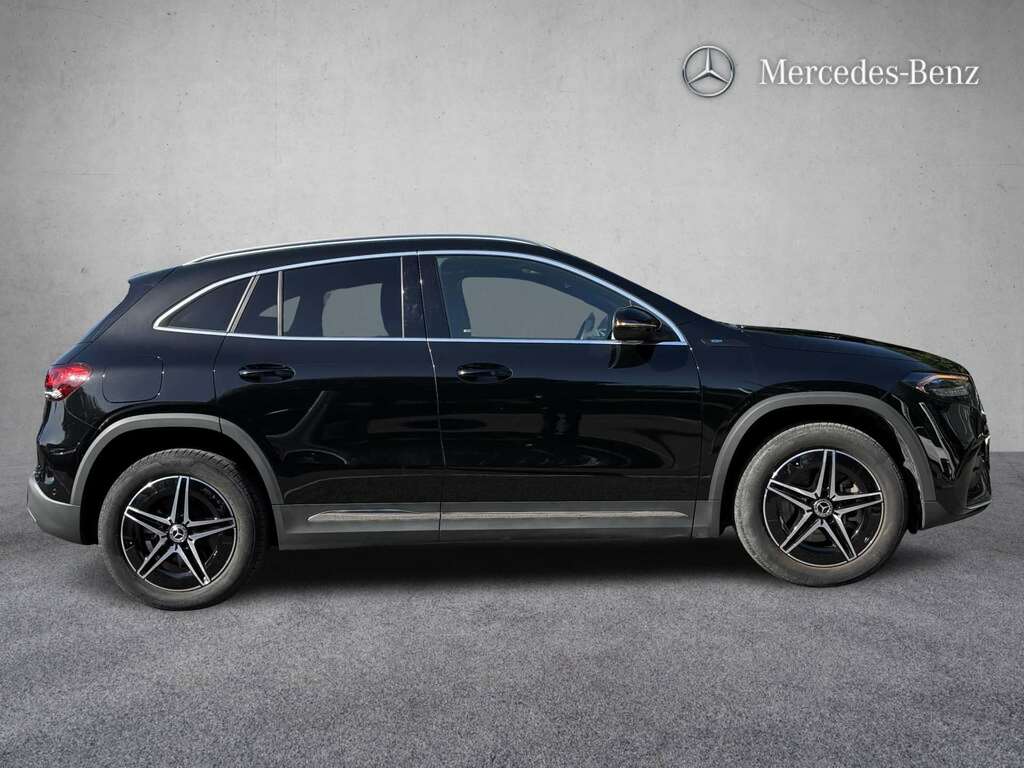 Mercedes-Benz EQA 350 4Matic 215Kw Amg Line 66.5Kwh 2022 Black #4
