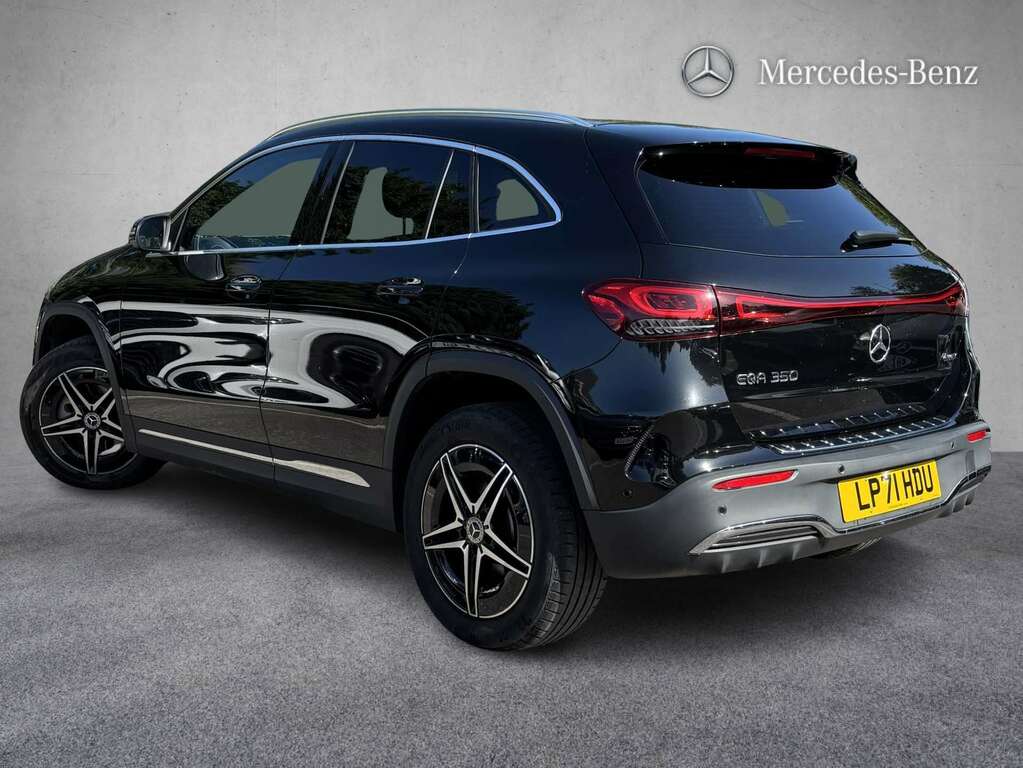 Mercedes-Benz EQA 350 4Matic 215Kw Amg Line 66.5Kwh 2022 Black #2