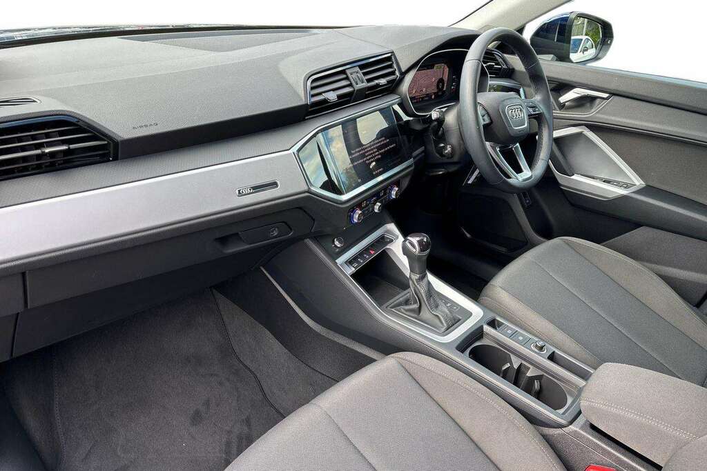 Audi Q3 35 Tfsi Technik S Tronic 2023 Blue