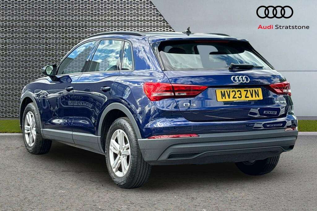 Audi Q3 35 Tfsi Technik S Tronic 2023 MV23ZVN Blue #2