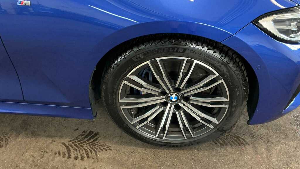 BMW 3 Series 330I M Sport Step 2019 YUI3112 Blue #4