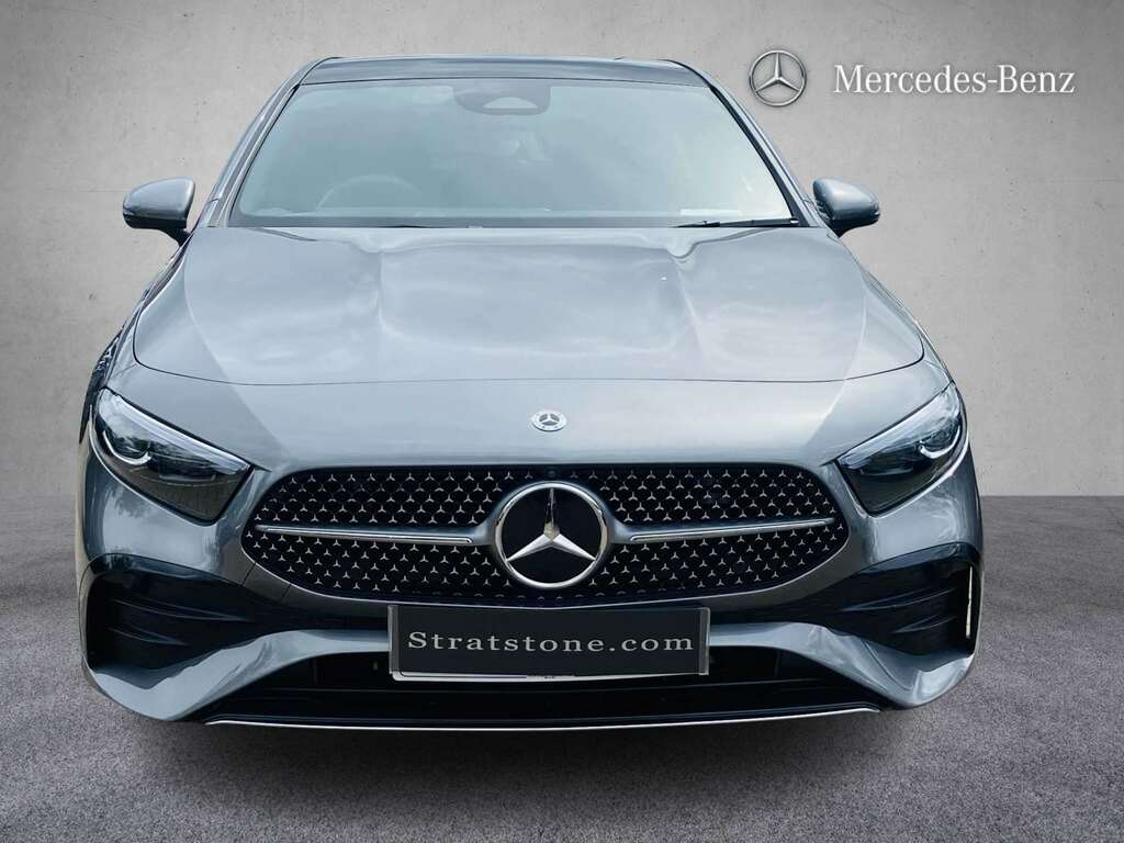 Mercedes-Benz A Class A200 Amg Line Premium Plus 2025 KT74YUY Grey #2