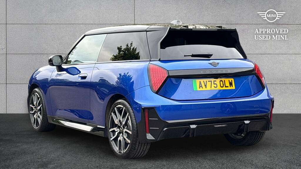 Mini Hatch 135Kw E Sport 41Kwh 2025 AV75OLW Blue #2