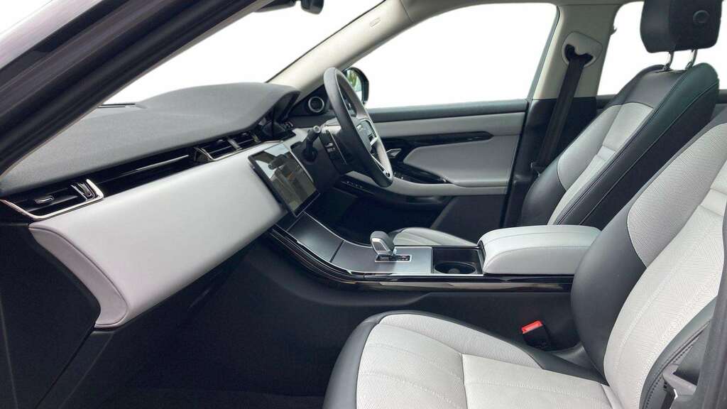 Land Rover Range Rover Evoque 2.0 D200 Dynamic Hse 2024 KP74WGG Grey #3
