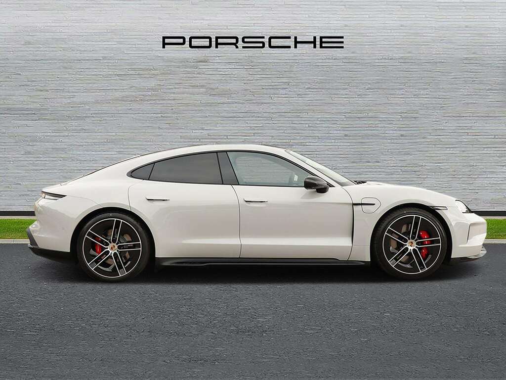 Porsche Taycan Gts 2026 EJ75TRX #2