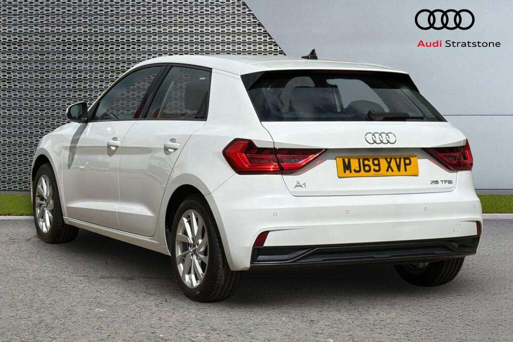 Audi A1 25 Tfsi Sport 2019 MJ69XVP White #3
