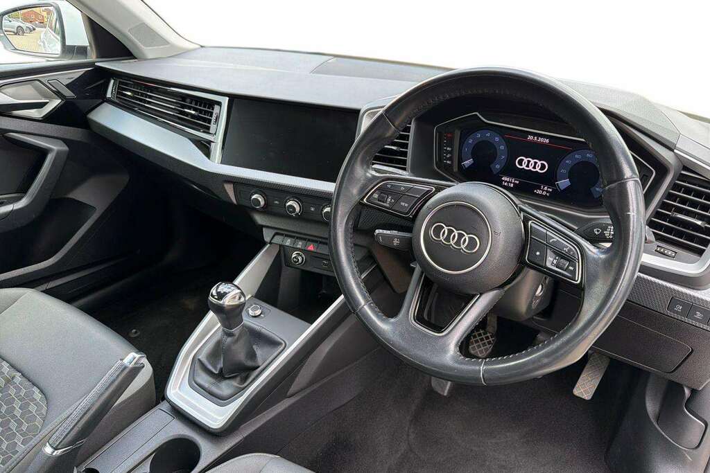 Audi A1 25 Tfsi Sport 2019 MJ69XVP White #6