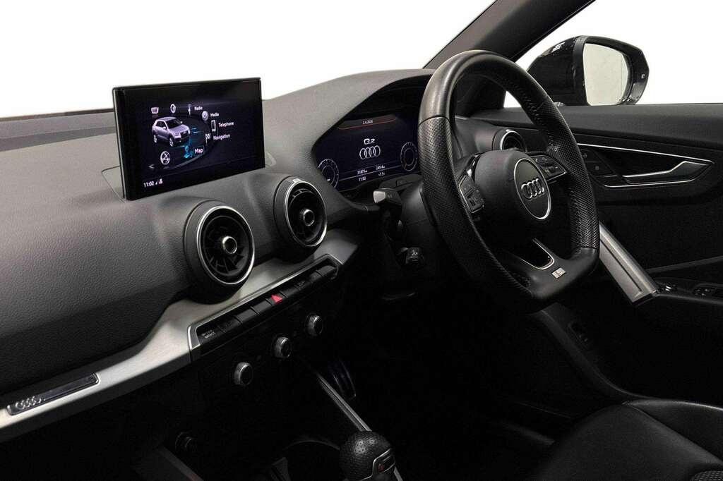 Audi Q2 35 Tfsi S Line S Tronic 2021 GK21FKL Black #2