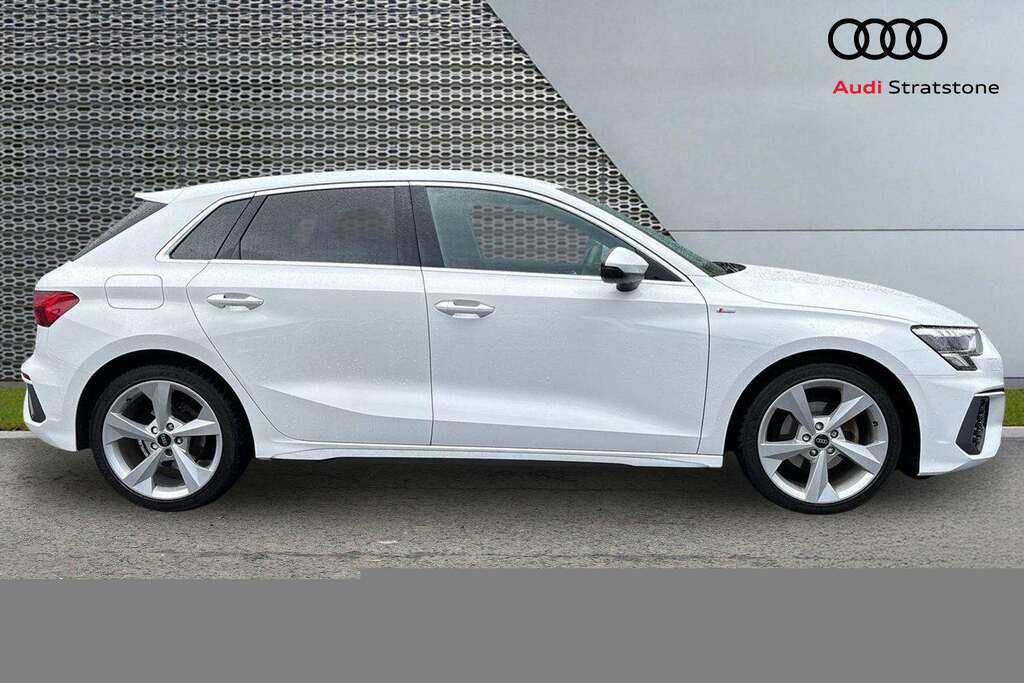 Audi A3 30 Tfsi S Line 2022 WN72VBB White #3