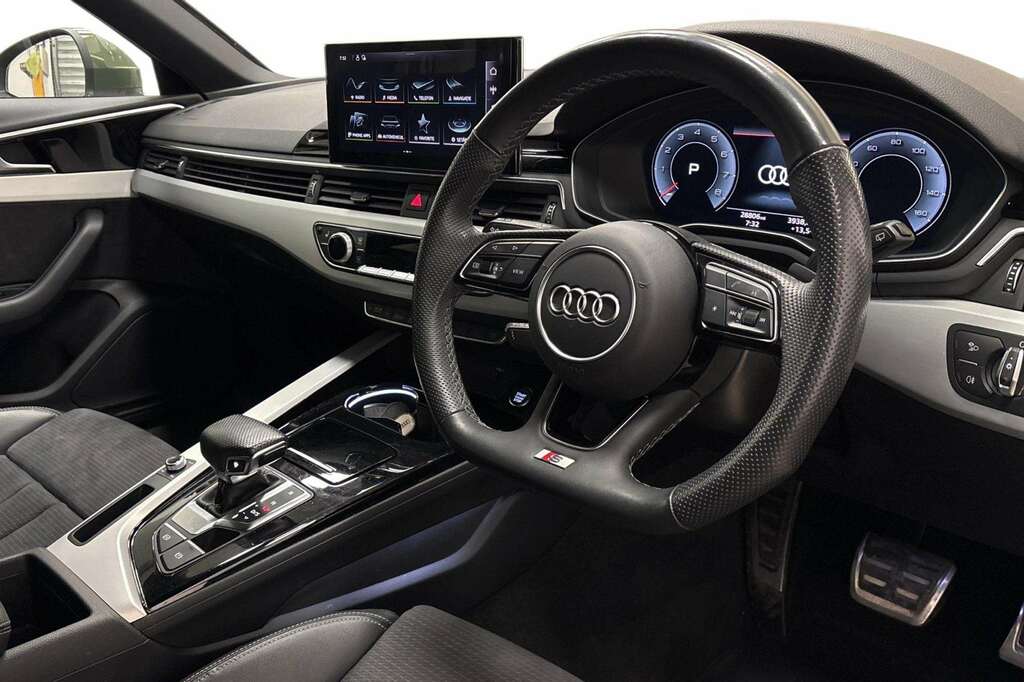 Audi A4 35 Tfsi S Line S Tronic 2023 PN23MMF Green #5