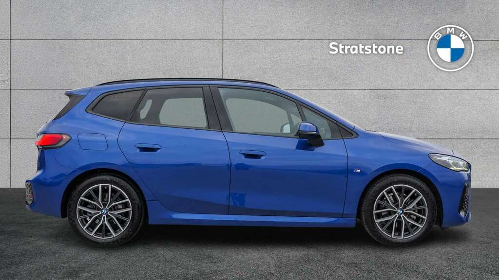 BMW 2 Series 220I Mht M Sport Dct 2023 YA73USU #3