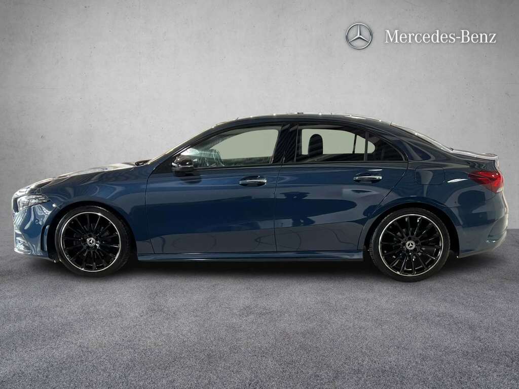 Mercedes-Benz A Class A180 Amg Line Premium Plus Night Edition SB22FZZ Blue #6