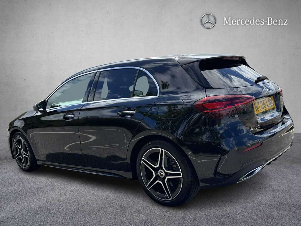 Mercedes-Benz A Class A200 Amg Line Executive 2025 Black