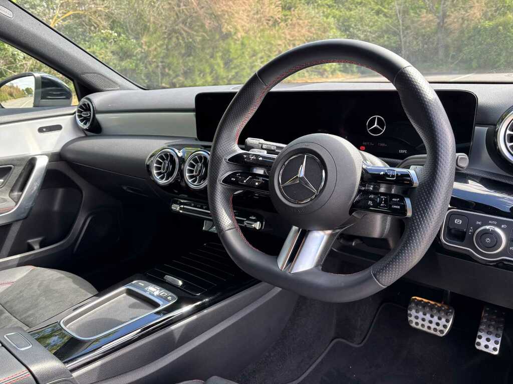 Mercedes-Benz A Class A200 Amg Line Executive 2025 KT25LNK Black #5