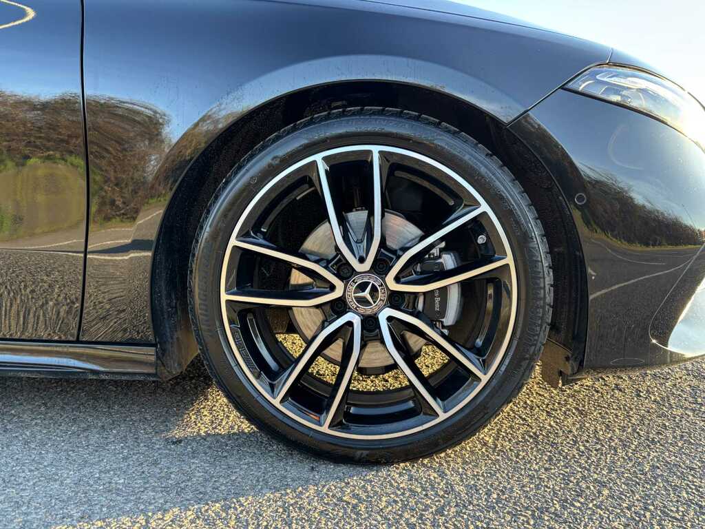Mercedes-Benz A Class A200d Amg Line Premium 2026 Black #6