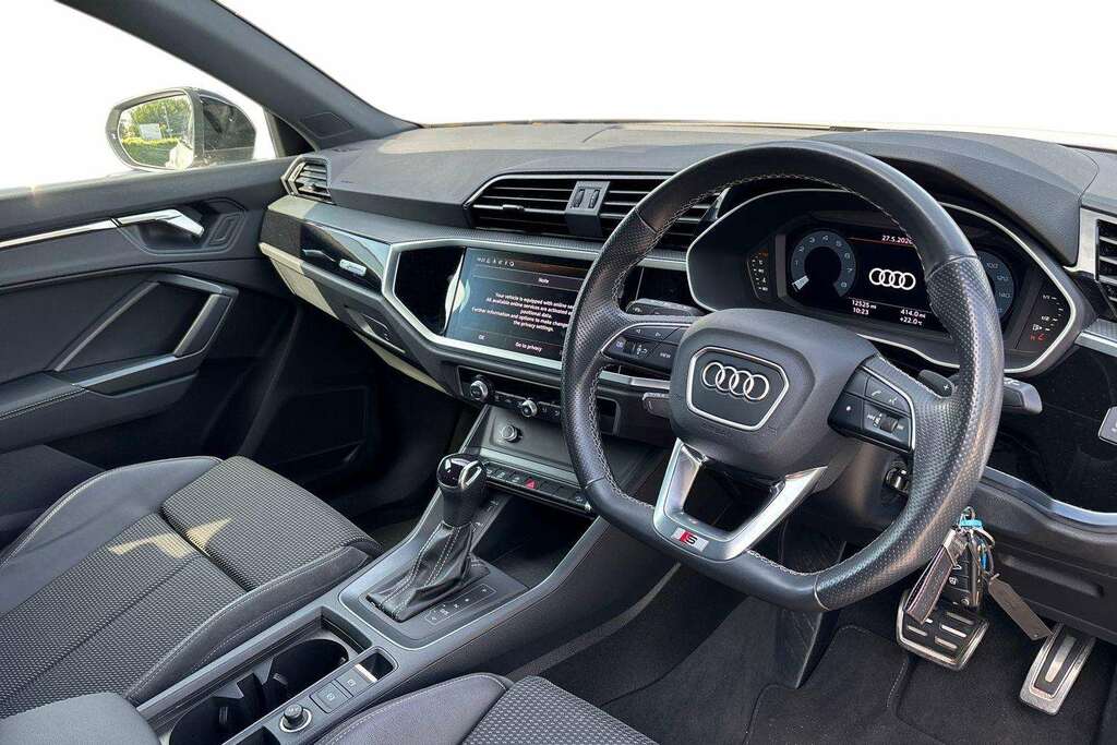 Audi Q3 35 Tfsi Black Edition S Tronic 2023 WR23XOT White #6