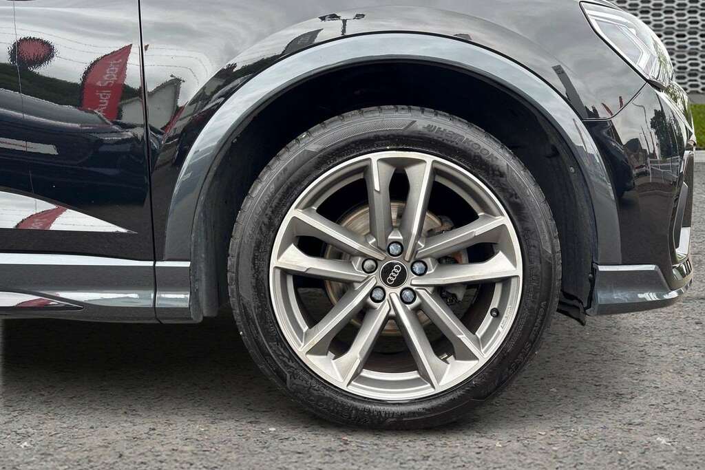 Audi Q3 35 Tfsi Black Edition S Tronic Cs Pack 2023 MW23PPX Black #5