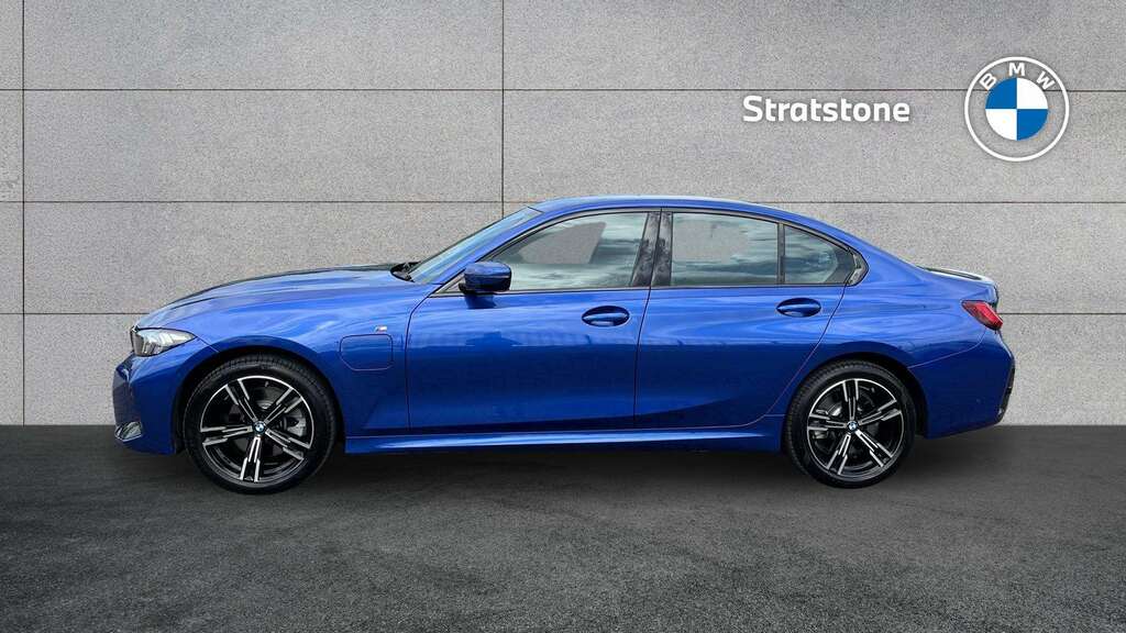 BMW 3 Series 330E 22.3 Kwh M Sport Step 2025 GY75YDR Blue #4