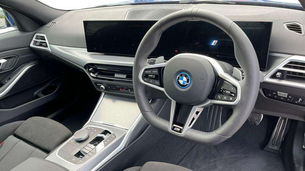 BMW 3 Series 330E 22.3 Kwh M Sport Step 2025 GY75YDR Blue #5