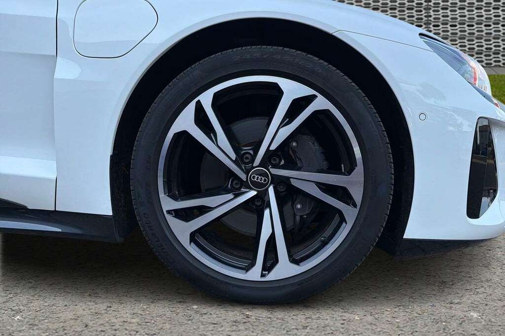 Audi E Tron GT 390Kw Quattro 93Kwh 2023 DE23NNG White #4