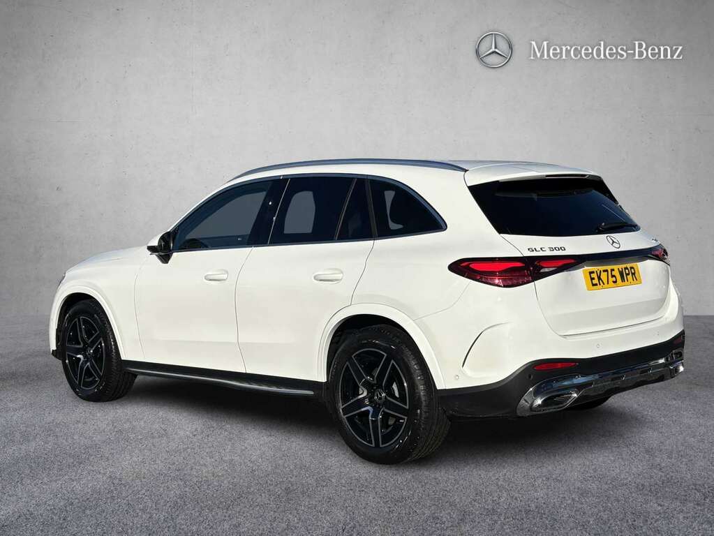 Mercedes-Benz GLC Class 300 4Matic Amg Line 9G-tronic 2026 White #3