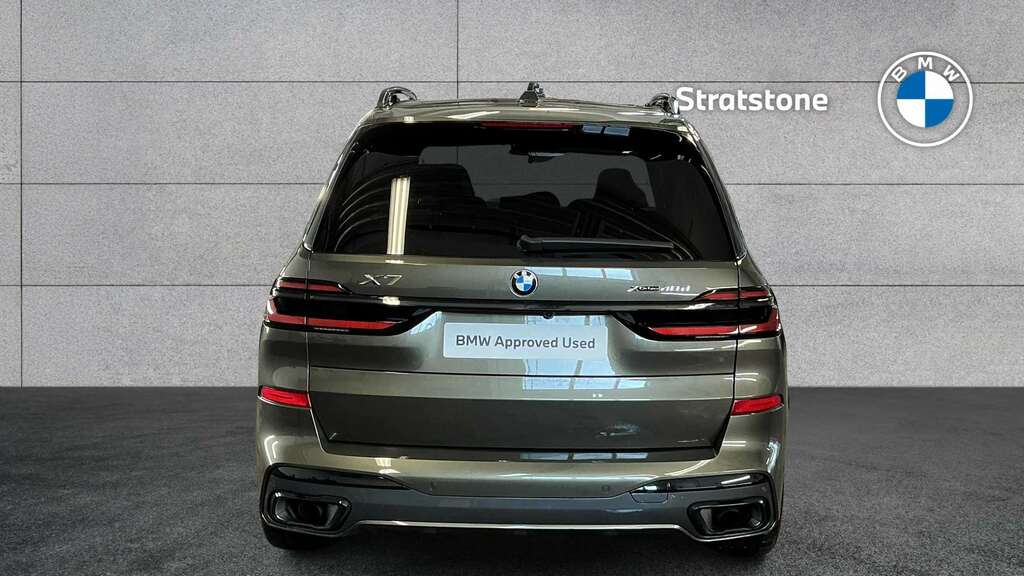 BMW X7 Xdrive40d Mht M Sport Step 2025 YS25ONV Green #5