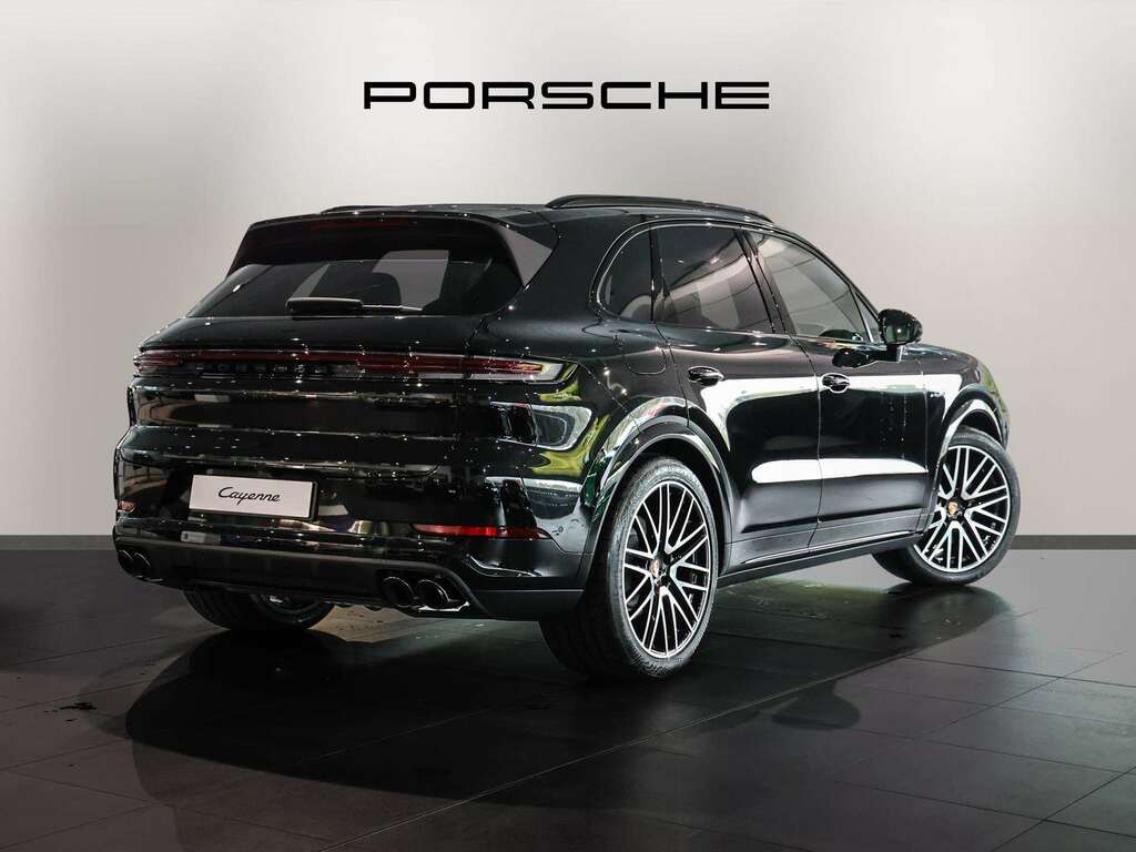Porsche Cayenne E-hybrid Black Edition 2026 BT75CWM Black #3